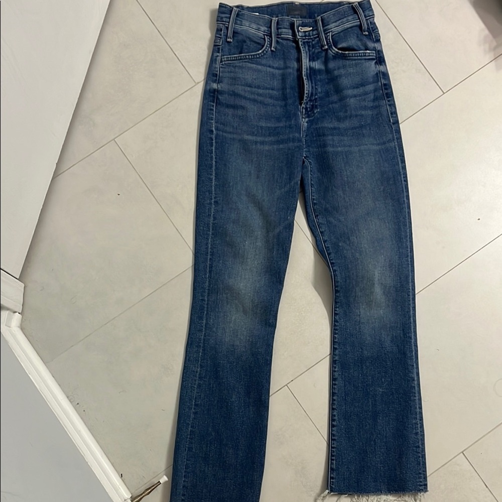 Mother the hustler ankle fray